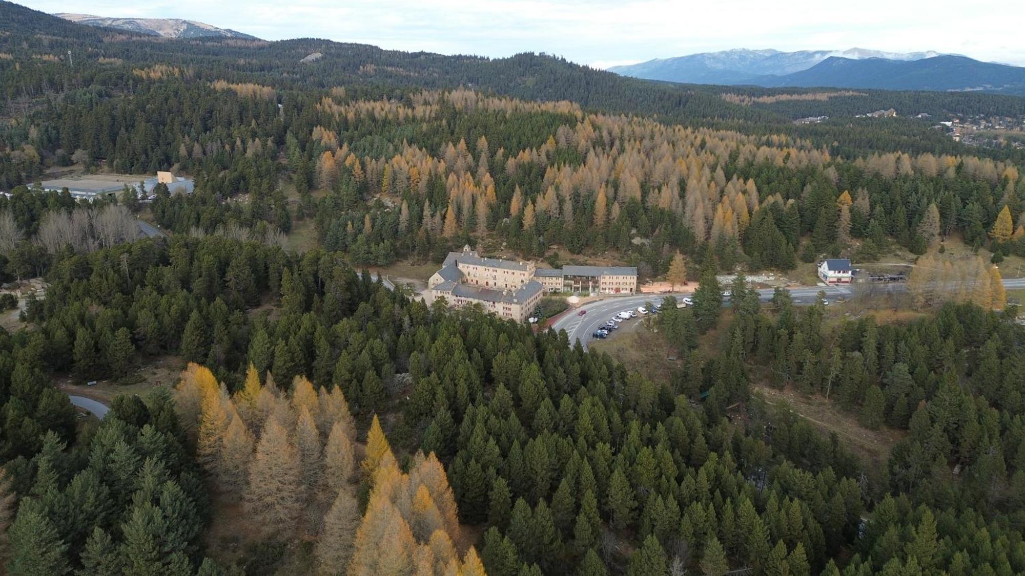 Grand Hotel L'Ermitage Font-Romeu-Odeillo-Via Buitenkant foto